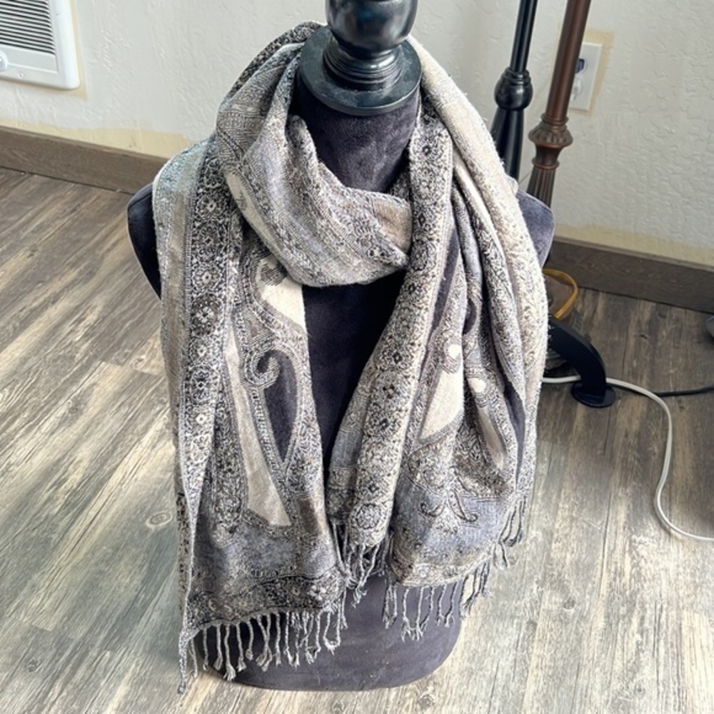 Gorgeous tassled wrap scarf